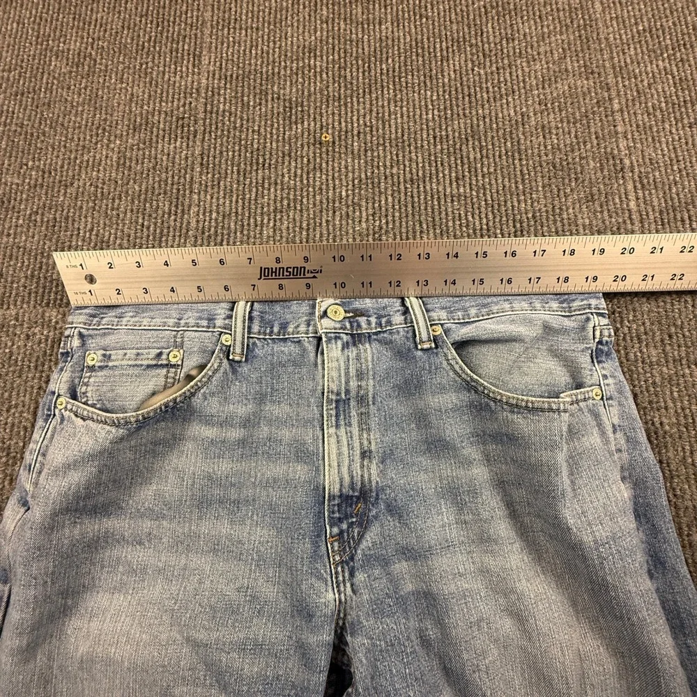Levis 559 Relaxed Straight Leg Jeans Mens 38x30 Light Wash Blue Denim 00559-0377